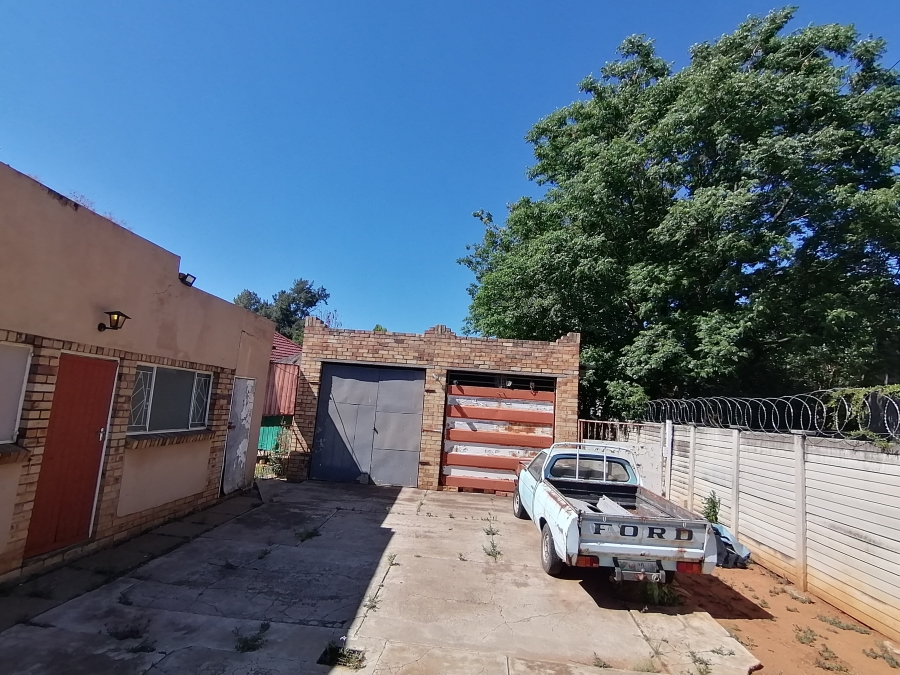 4 Bedroom Property for Sale in Stilfontein Ext 3 North West